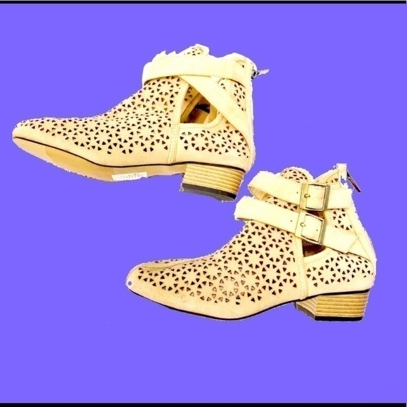 Mark New Laser Cut Out Ankle Boots SZ 10 - Picture 3 of 14